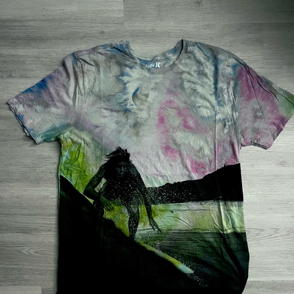 Tie-Dye Surfer Graphic T-Shirt